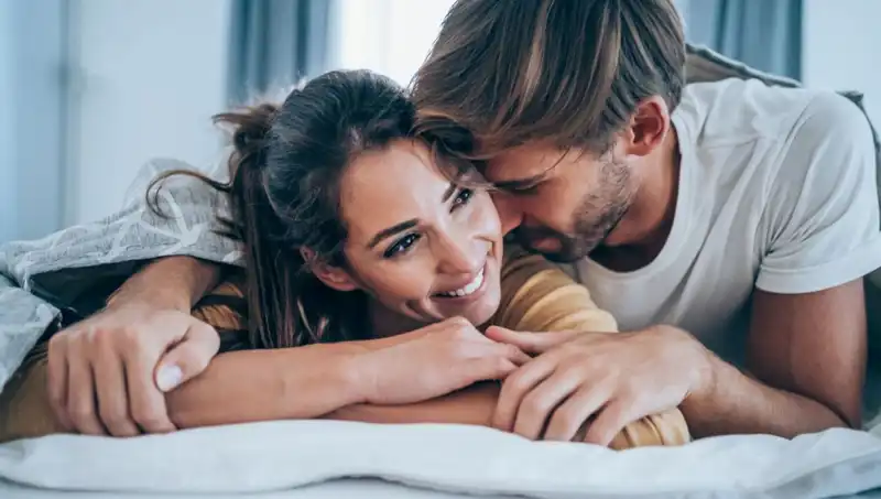 Eşinizle İlişkilerinizi Güçlendirecek 5 Özel Konu Paylaşmayın