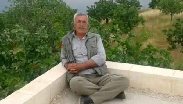 Şanlıurfa'da Korkunç Cinayet: Oğlu Babasını Öldürdü, Annesini Yaraladı