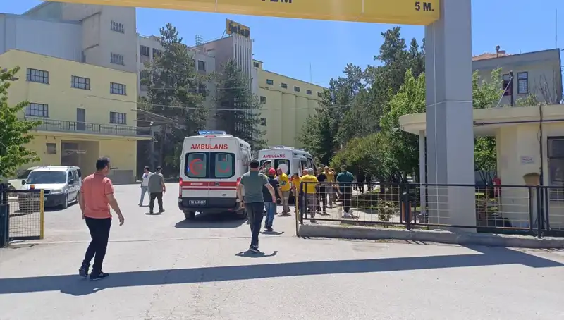 Çorum'da Un Fabrikasında Şok Patlama: Biri Ağır, 9 Yaralı!