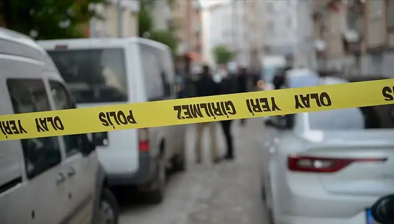 Sakarya’da Balkondan Düşen Hamile Kadın Hayatını Kaybetti