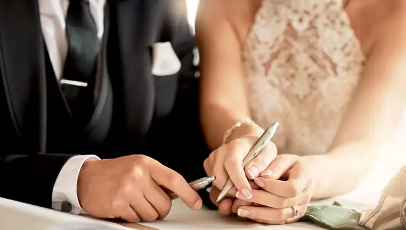 İlişki Durumu Demans Riskini Etkiliyor: Evliler Mi Bekar mı Daha Güvende?