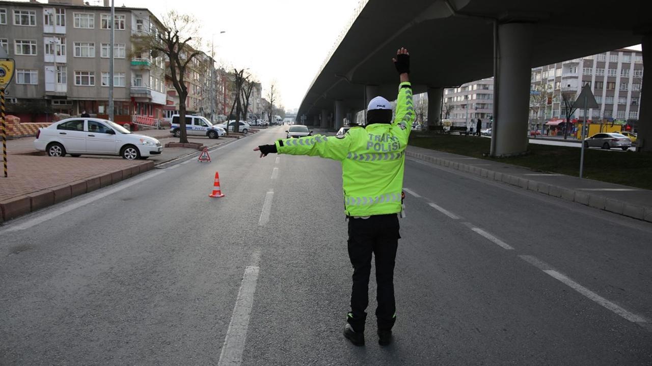 İstanbul'da Trafiği Etkileyecek Yol Kapanışları Başlıyor