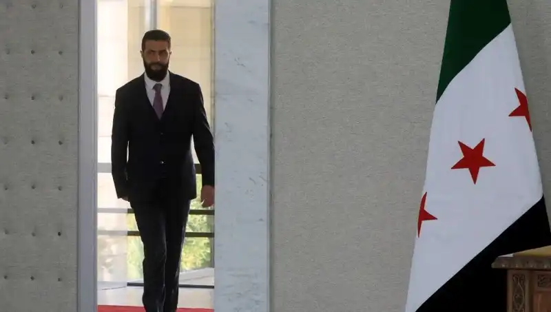 Fransa, Yeni Suriye İçin Önemli Adım: Şara-Macron Zirvesi
