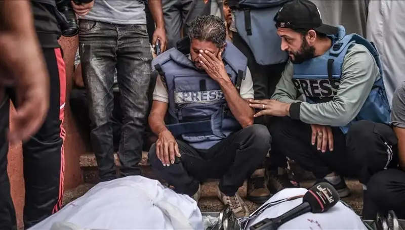 Gazze'deki Gazeteciler, Soykırım Eylemlerini Tüm Dünyaya Duyuruyor