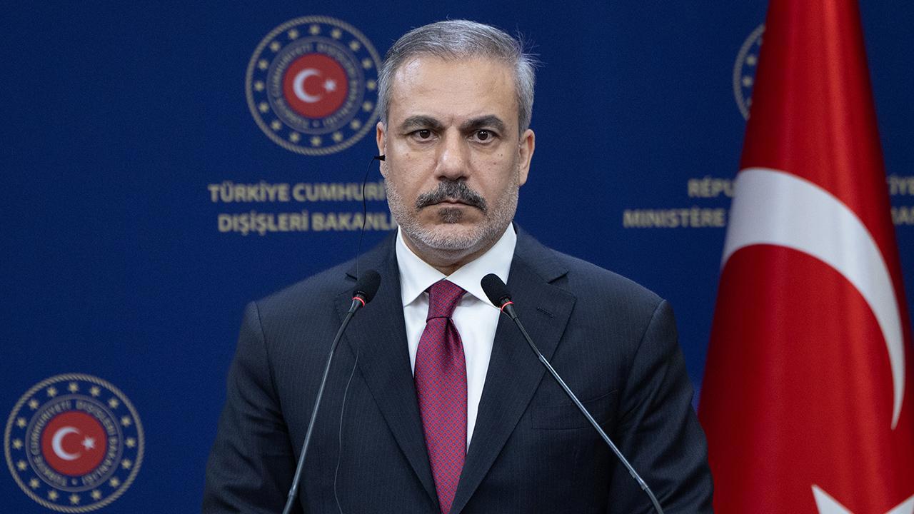 Bakan Fidan: YPG'ye yeni yönetim veya operasyon seçenekleri değerlendiriliyor.