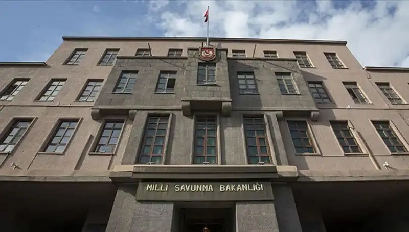 Yunan Askerlerinin Hakaretine TSK'dan Sert Tepki: Sınırlarımızda Saygı Bekliyoruz