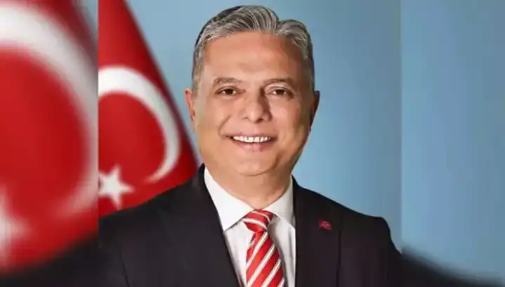 Ümit Uysal: CHP Genel Başkan Adayı Kimdir ve Hedefleri Neler?