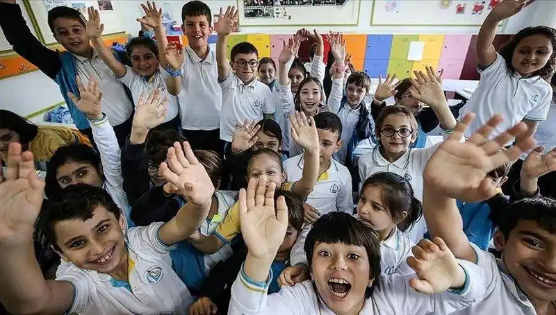 9 Günlük Tatilin Ardından Okul Zili Yeniden Çalıyor