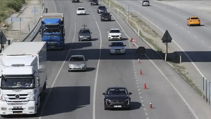 Ankara'da Ağır Tonajlı Araçlara Kısıtlama: Şehir Trafiği Rahatlayacak mı?