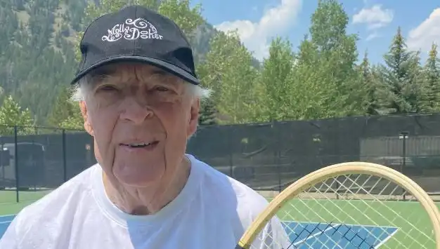 Avustralyalı Tenis Efsanesi Fred Stolle, 86 Yaşında Hayatını Kaybetti!