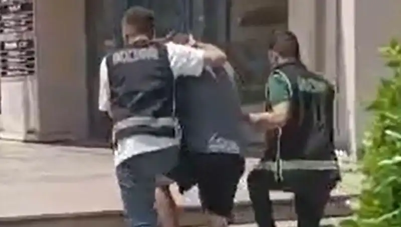 Sahte Dövizle Alışveriş Yapan Turistin Sonu: Sınır Dışı Edildi!