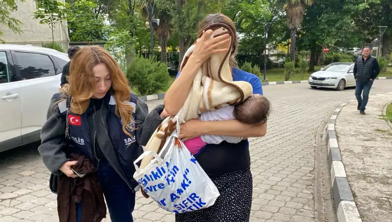 Evlerden Hırsızlık Yapan Kadın Yakalandı! Olayın Ardındaki Şok Gerçekler Ortaya Çıktı