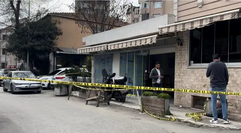 İstanbul’da Oto Tamircisi, İş Yerinde Gizemli Bir Cinayete Kurban Gitti