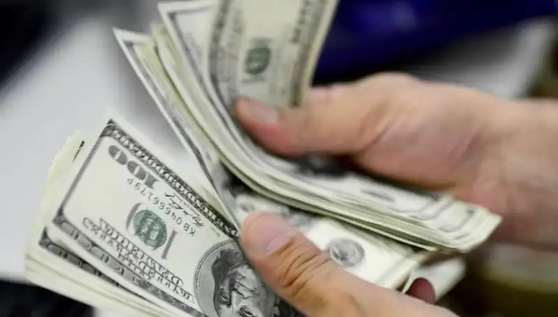 Dolar Kuru 30 Nisan 2024: Piyasalar Ne Yönde Hareket Edecek?