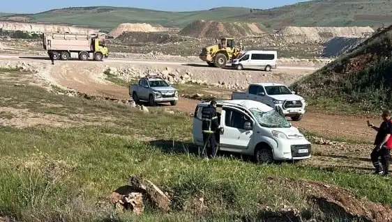 Mardin'de Feci Kaza: Dört Kişi Yaralandı, Talihsizlik Ortaya Çıktı!