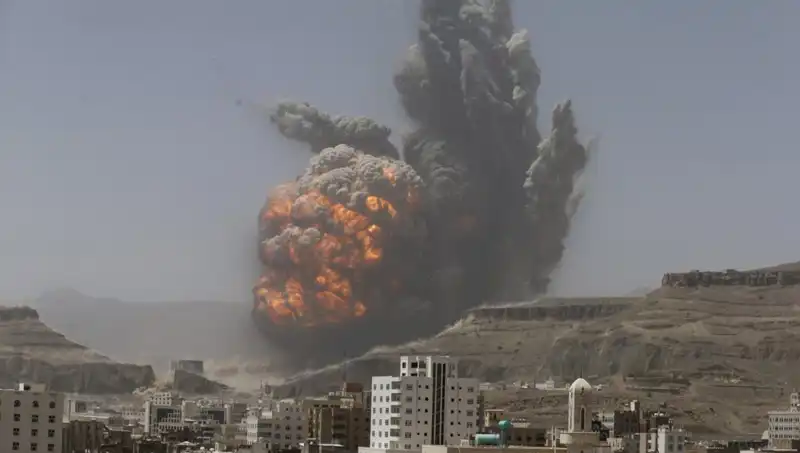 ABD'nin Yemen'deki Fabrika Saldırısı: Ölüm Ve Yaralılar Bilançosu