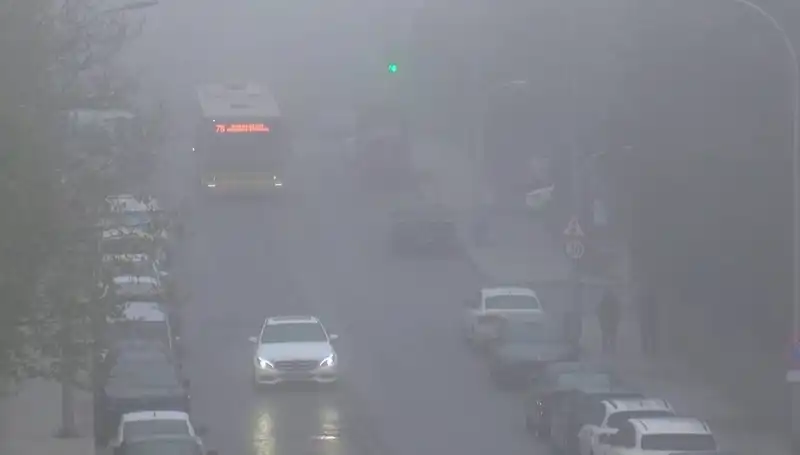 İstanbul'da Aniden Bastıran Sis Görüş Mesafesini Kısıtladı